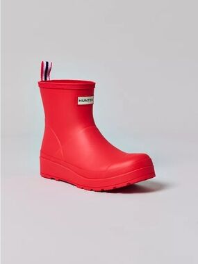 Hunter Chelsea Short Rain Boot with Stripe Pull-Tab